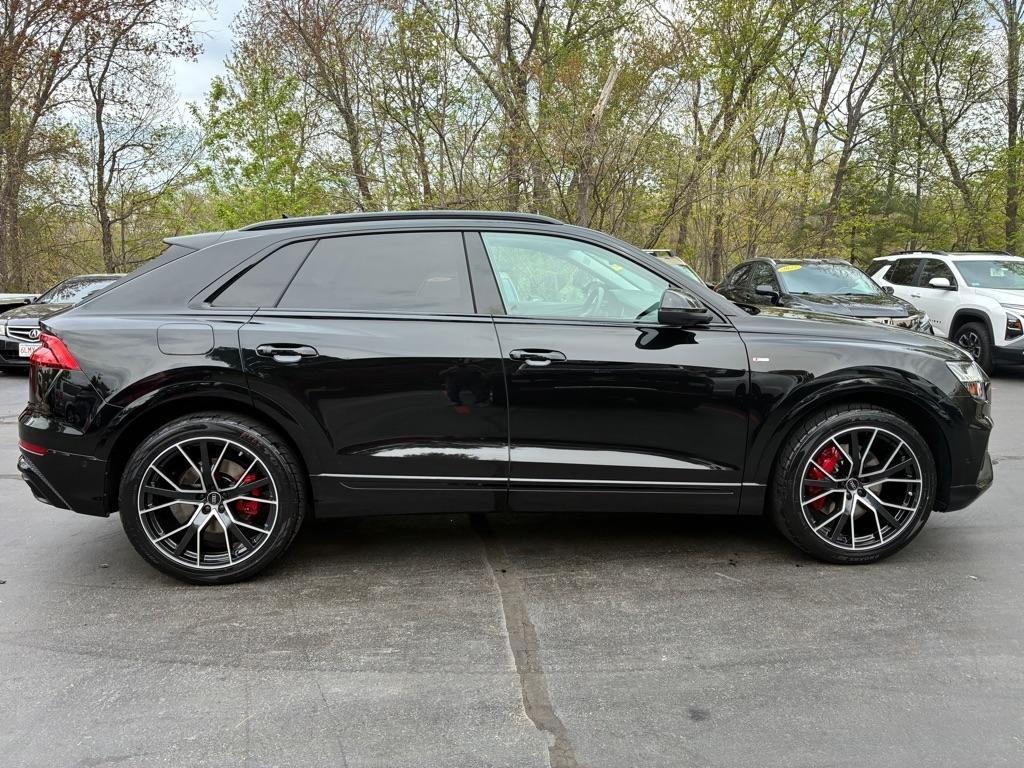 Audi Q8  2023