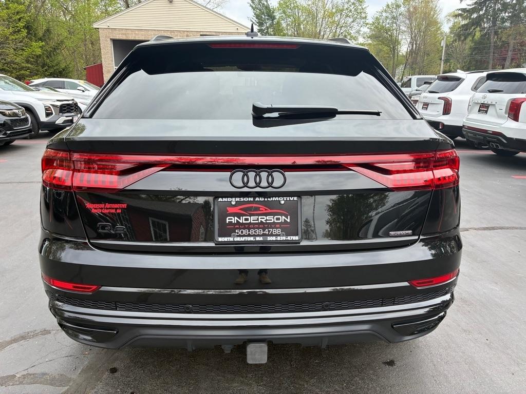 Audi Q8  2023