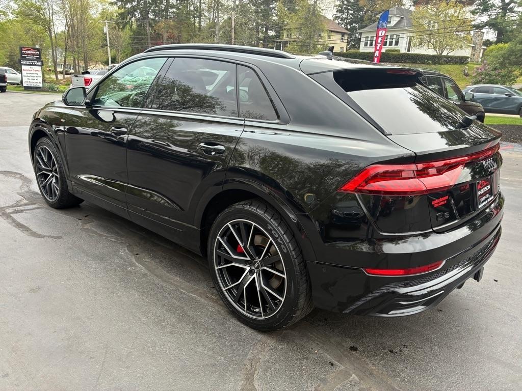 Audi Q8  2023