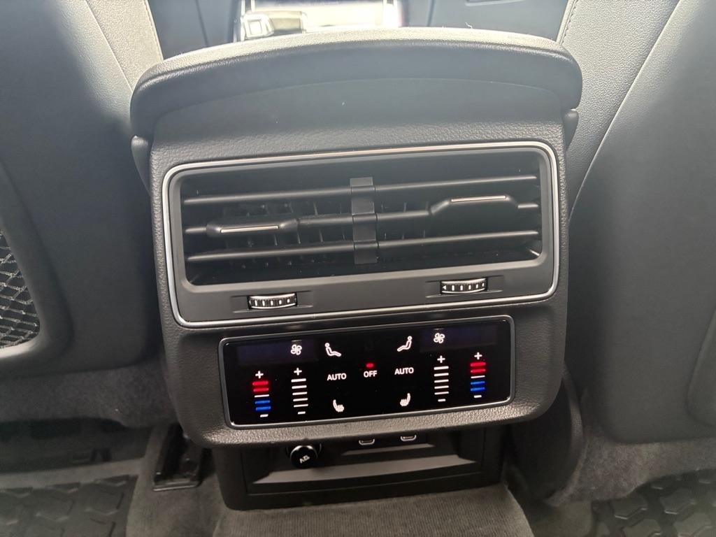 Audi Q8  2023