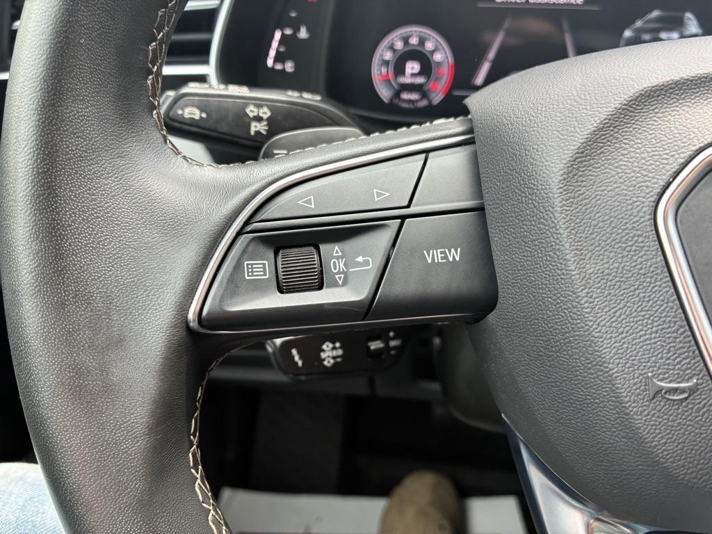 Audi Q8  2023
