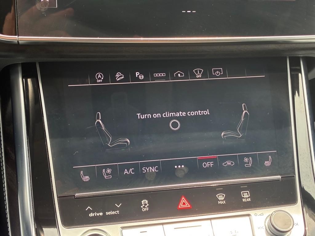 Audi Q8  2023