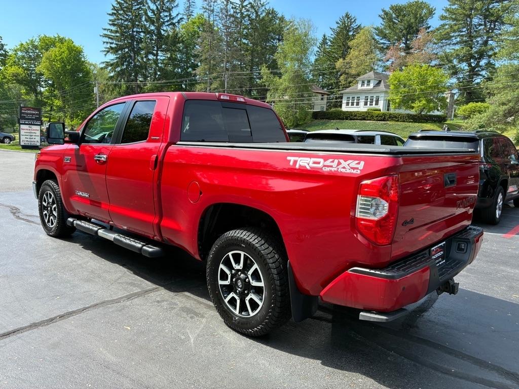 Toyota Tundra  2018