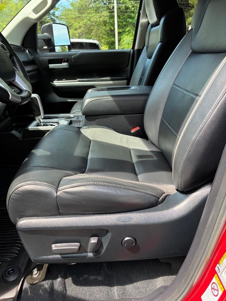 Toyota Tundra  2018