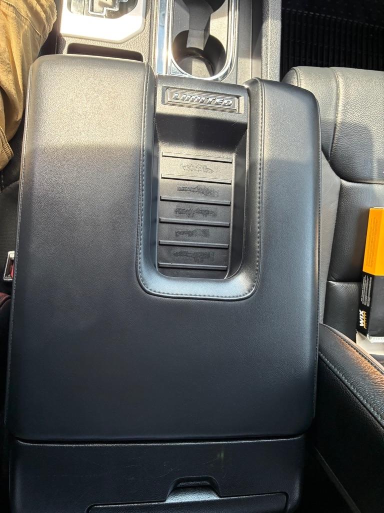 Toyota Tundra  2018