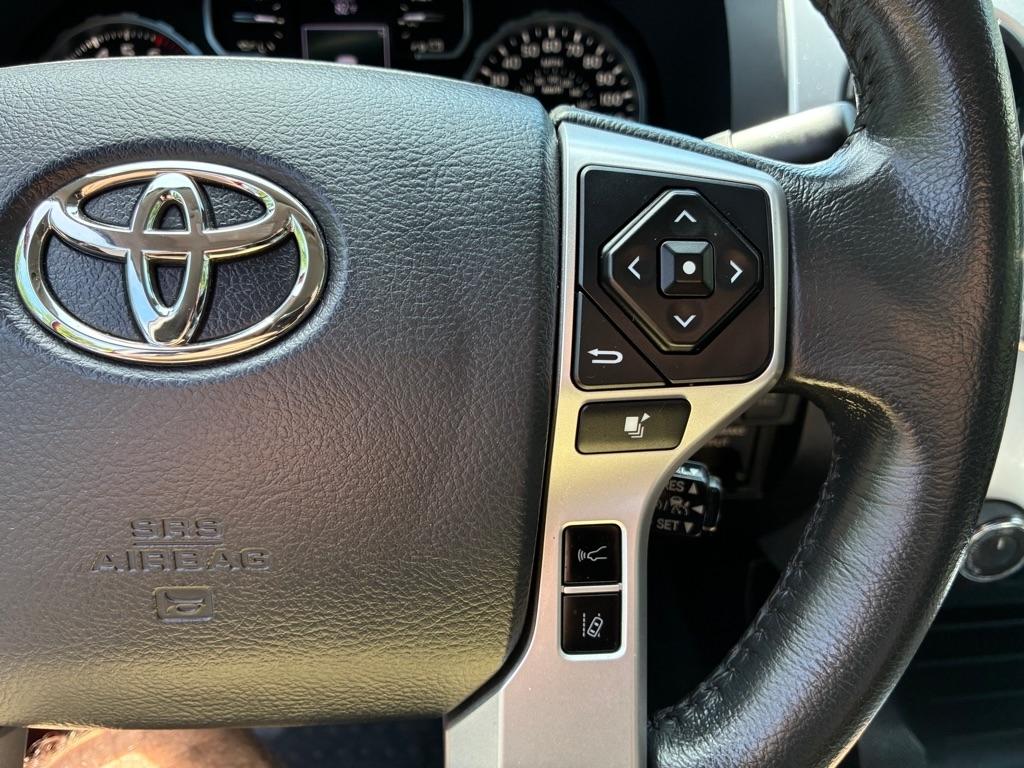 Toyota Tundra  2018