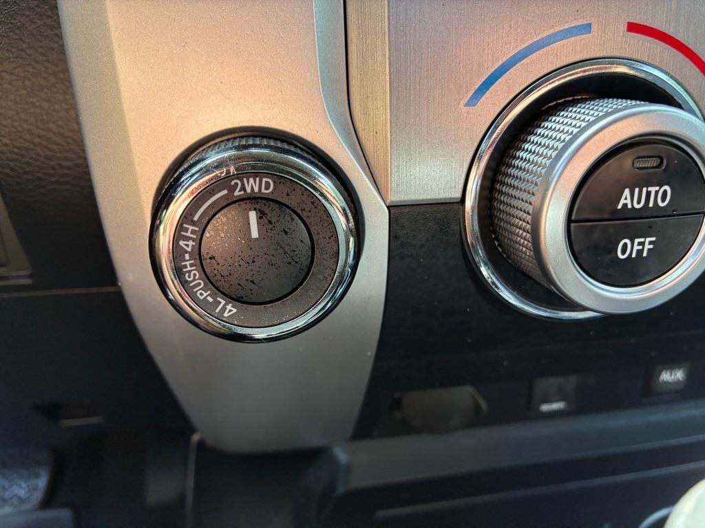 Toyota Tundra  2018