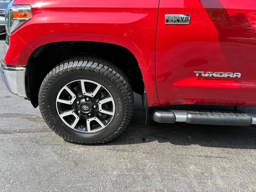 Toyota Tundra  2018