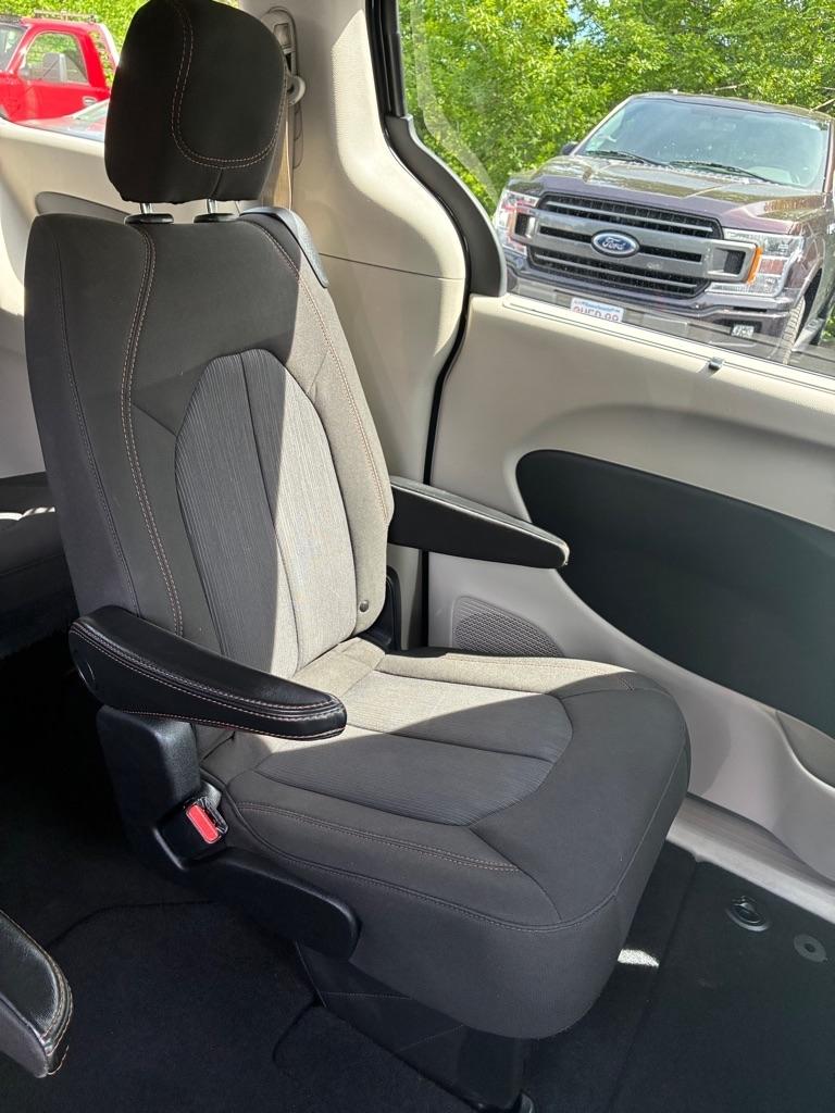 Chrysler Pacifica  2020