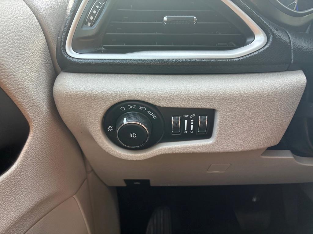 Chrysler Pacifica  2020