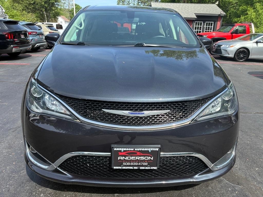 Chrysler Pacifica  2020