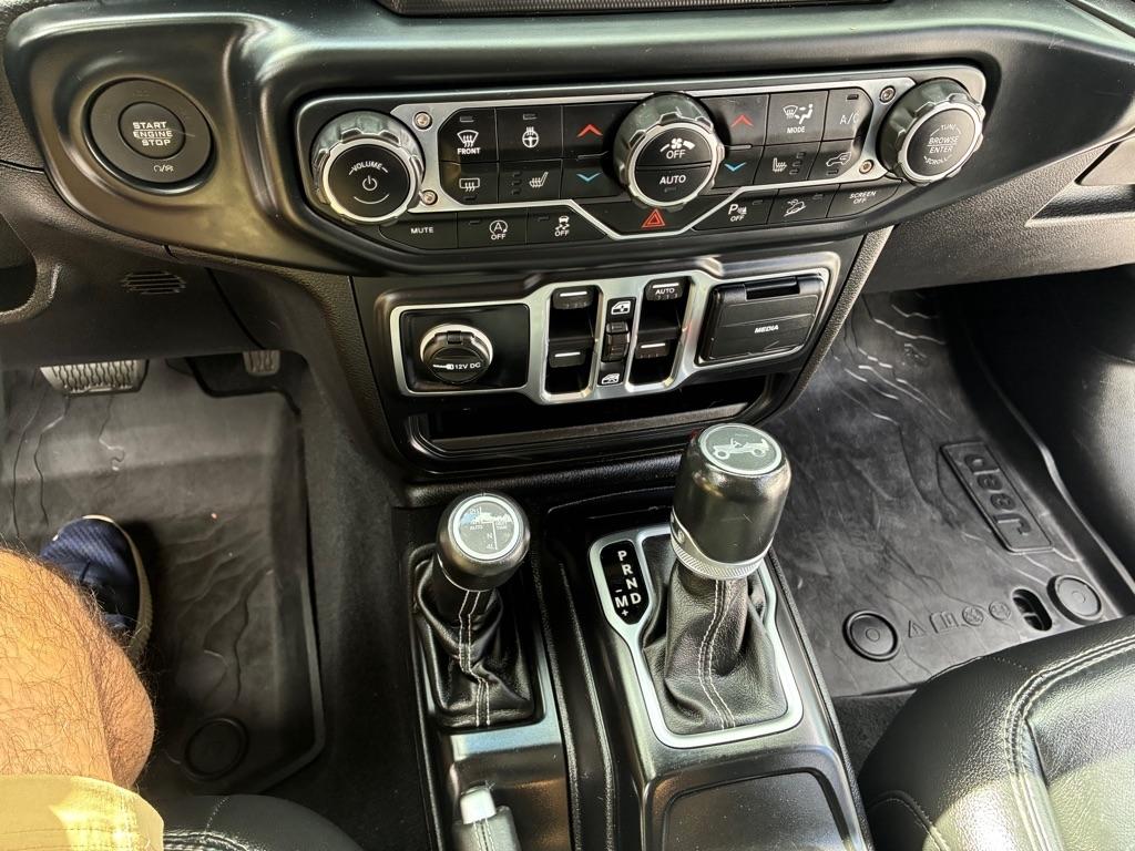 Jeep Wrangler  2019