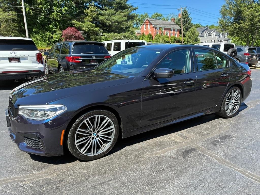 BMW 5-Series  2018