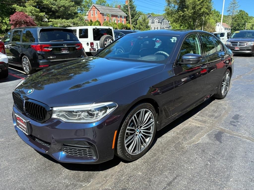 BMW 5-Series  2018