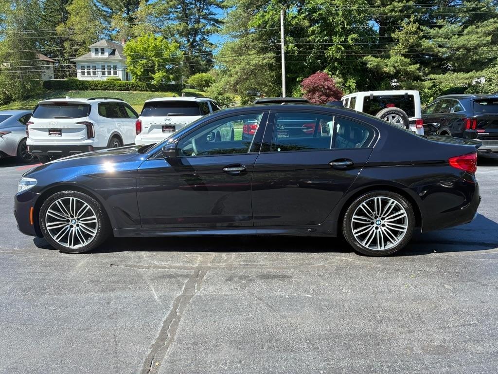 BMW 5-Series  2018
