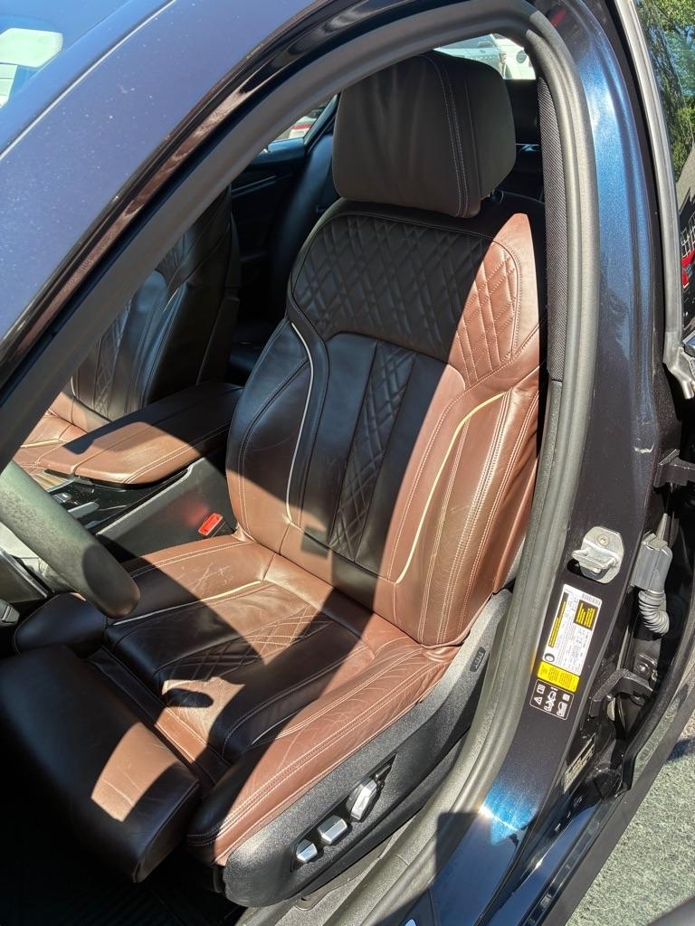BMW 5-Series  2018