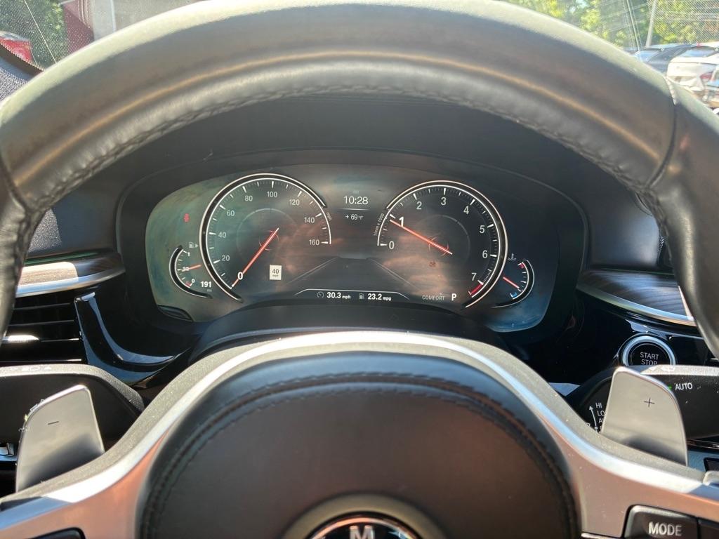 BMW 5-Series  2018