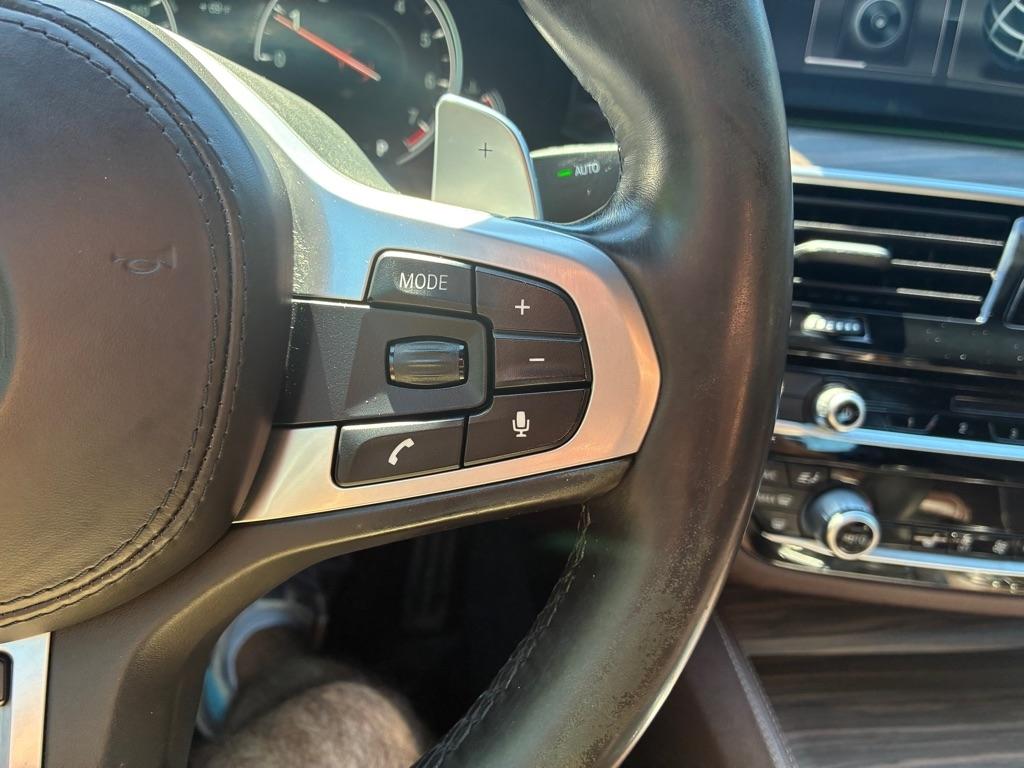 BMW 5-Series  2018