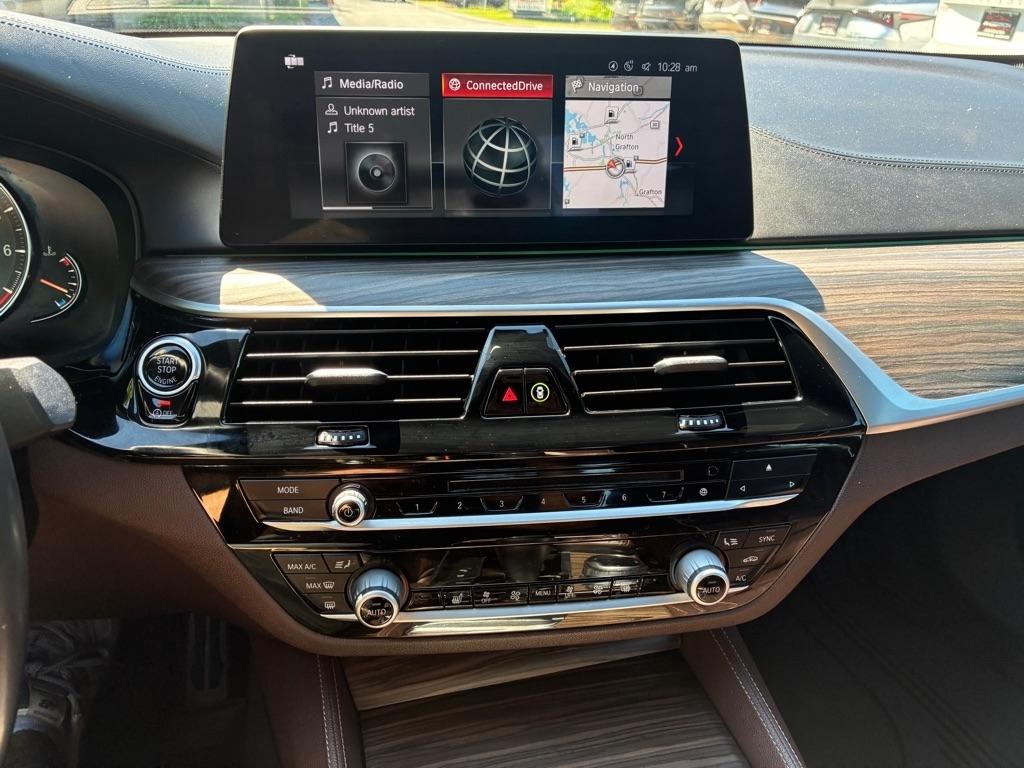 BMW 5-Series  2018