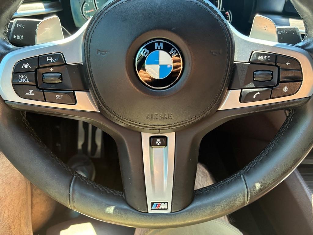 BMW 5-Series  2018