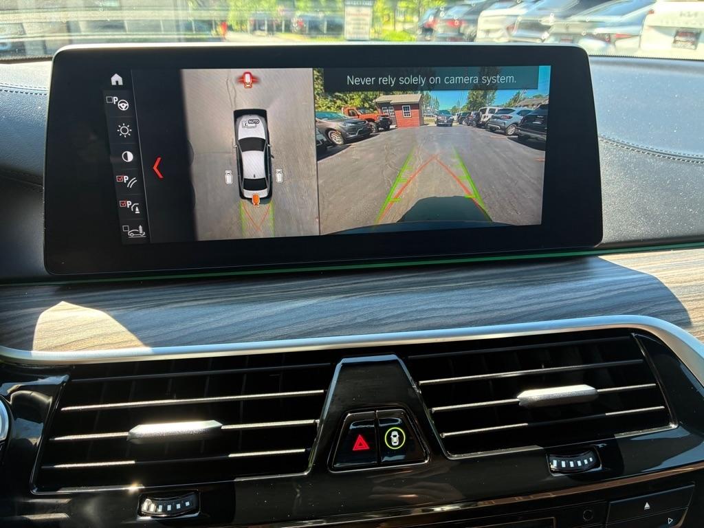 BMW 5-Series  2018