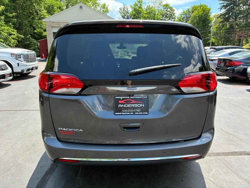 Chrysler Pacifica  2020