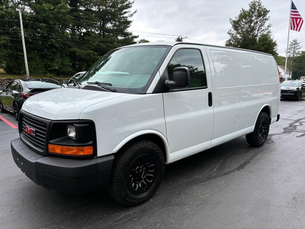 GMC Savana  2012