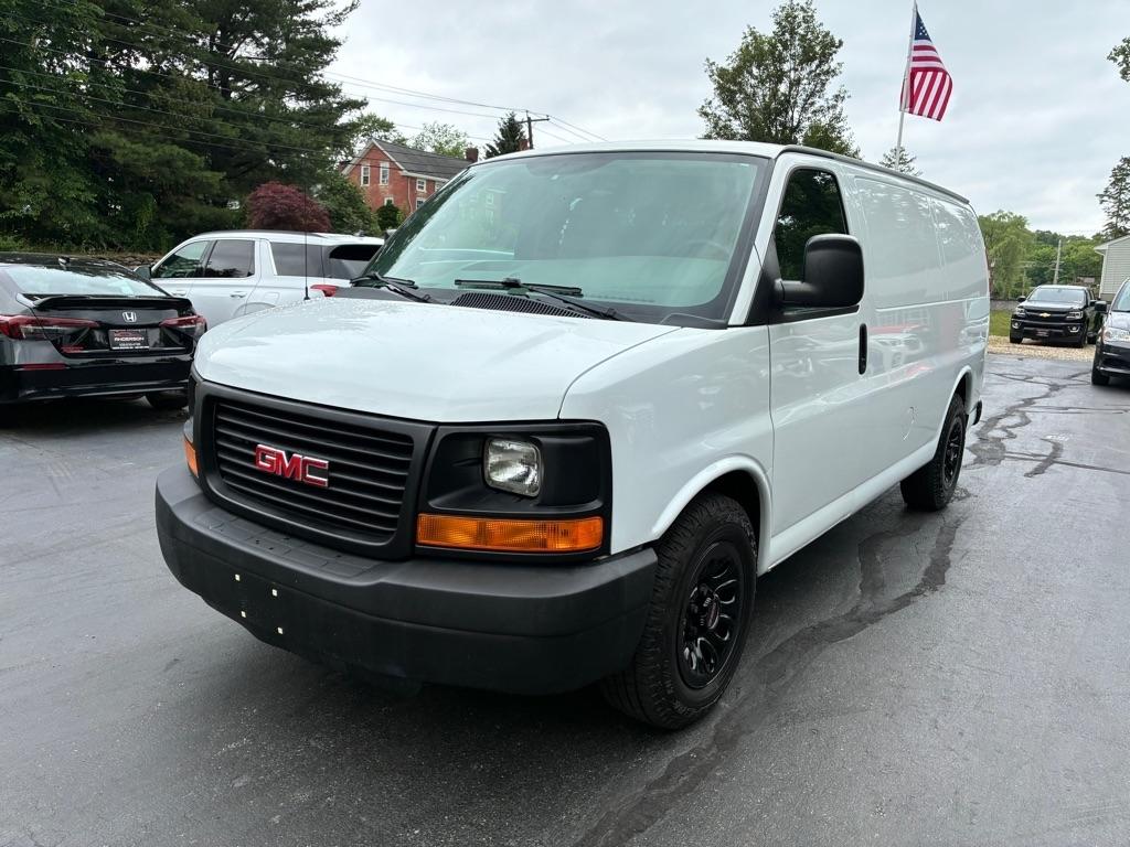 GMC Savana  2012