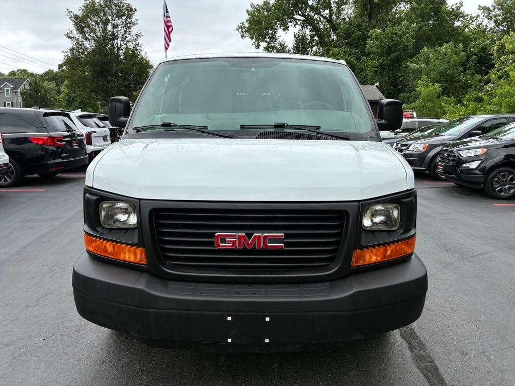 GMC Savana  2012