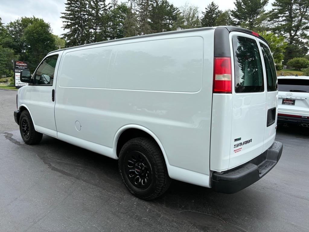 GMC Savana  2012