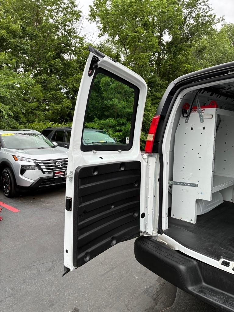 GMC Savana  2012