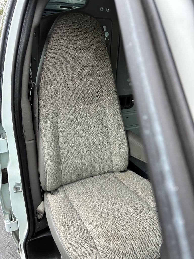 GMC Savana  2012