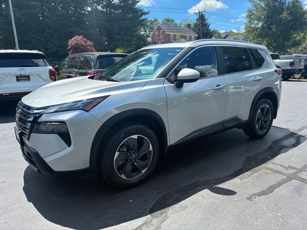 Nissan Rogue  2024