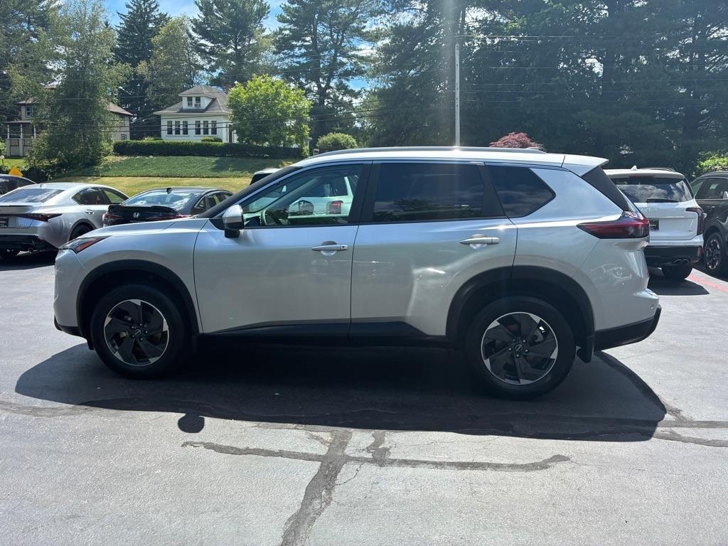 Nissan Rogue  2024