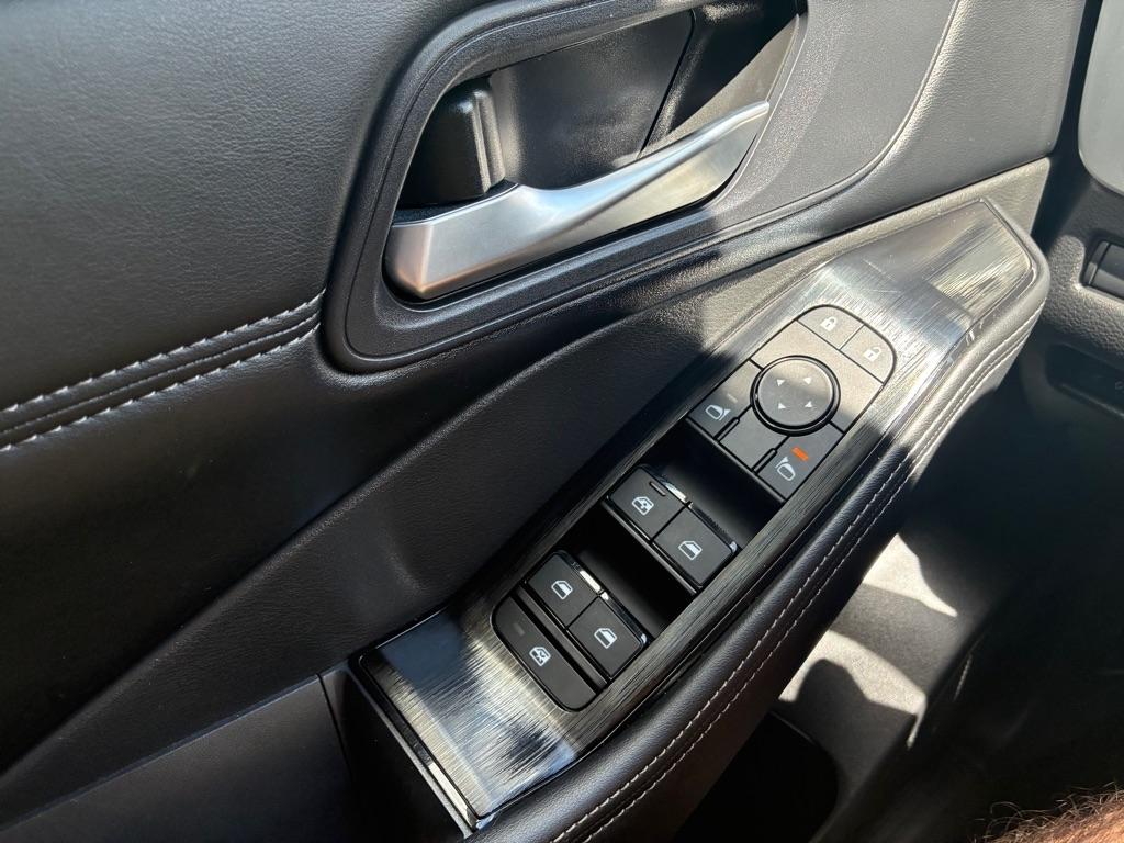 Nissan Rogue  2024