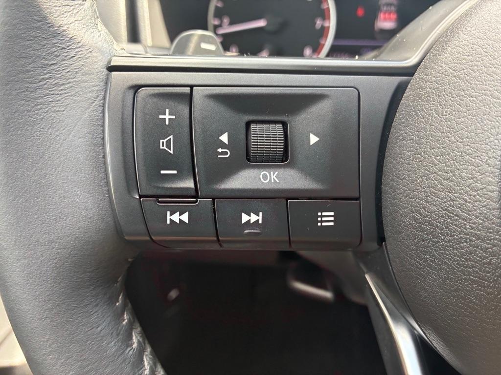 Nissan Rogue  2024