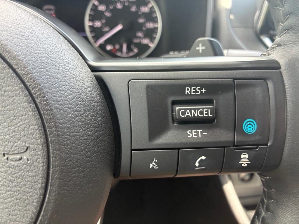 Nissan Rogue  2024