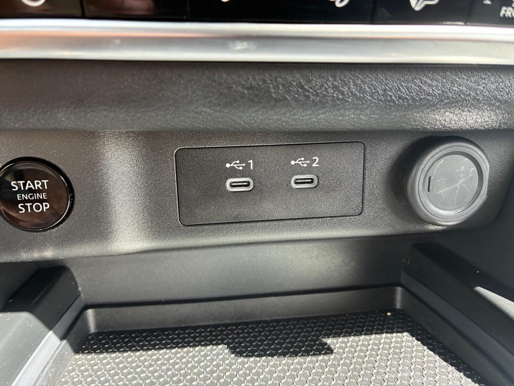 Nissan Rogue  2024