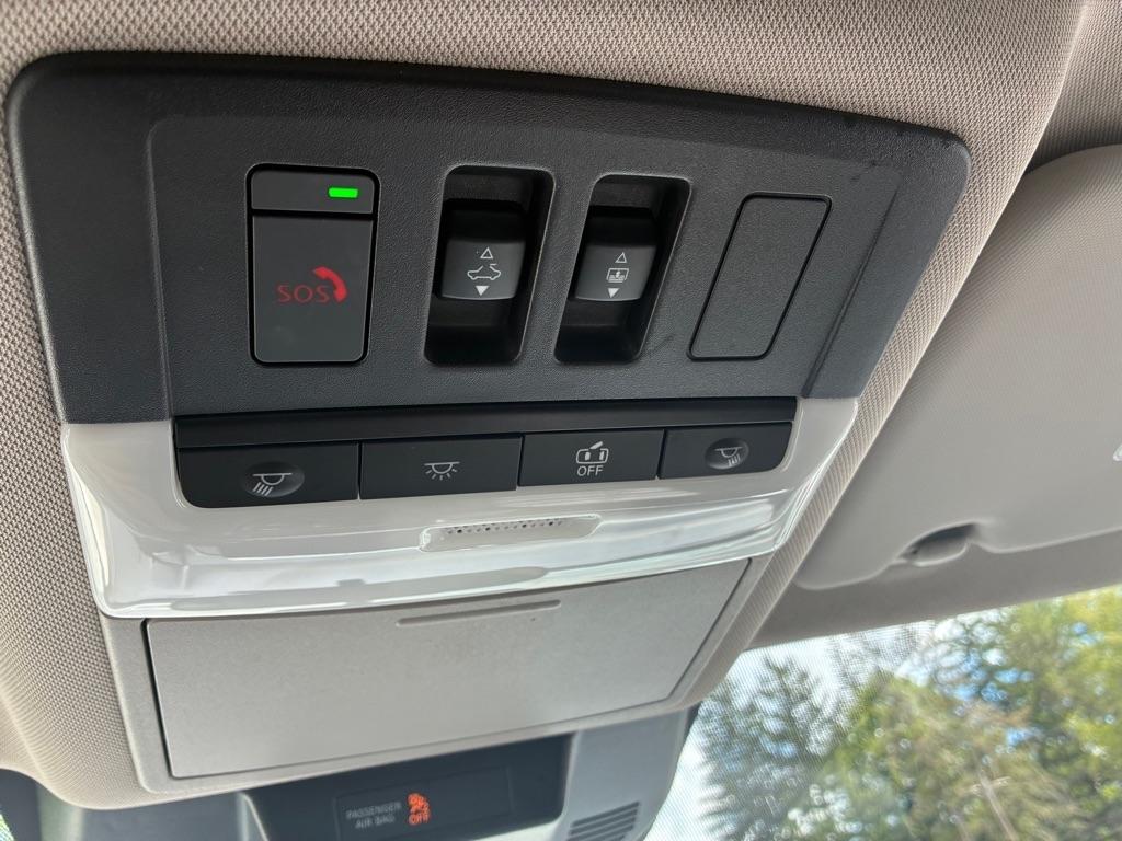 Nissan Rogue  2024