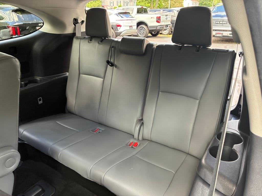 Toyota Highlander  2021