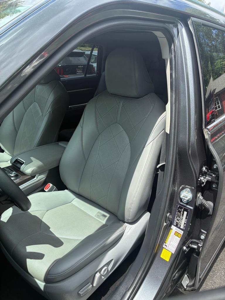 Toyota Highlander  2021