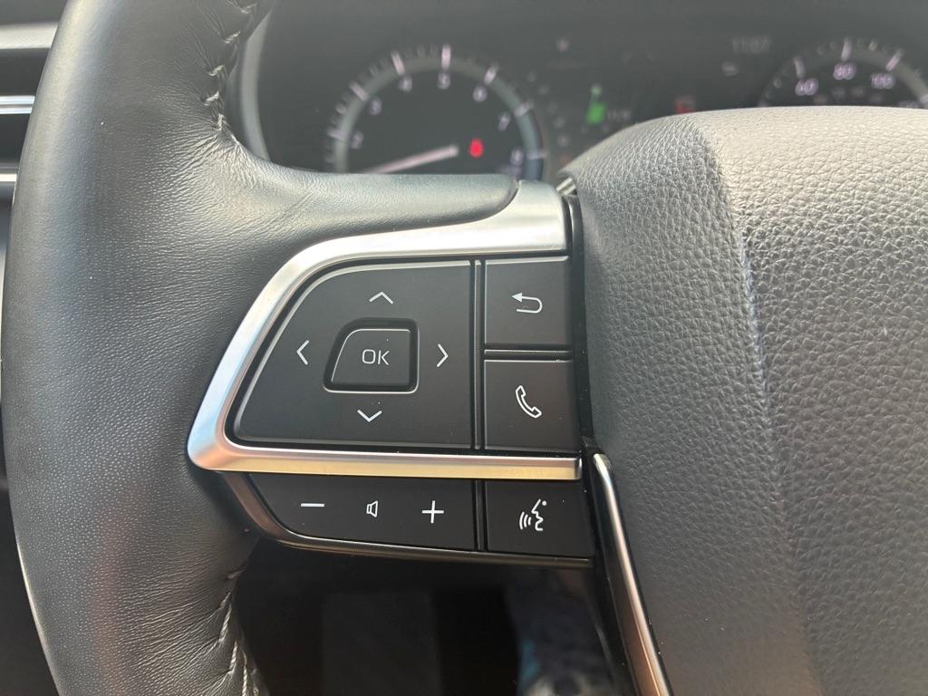 Toyota Highlander  2021