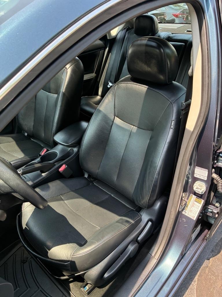 Nissan Sentra  2014