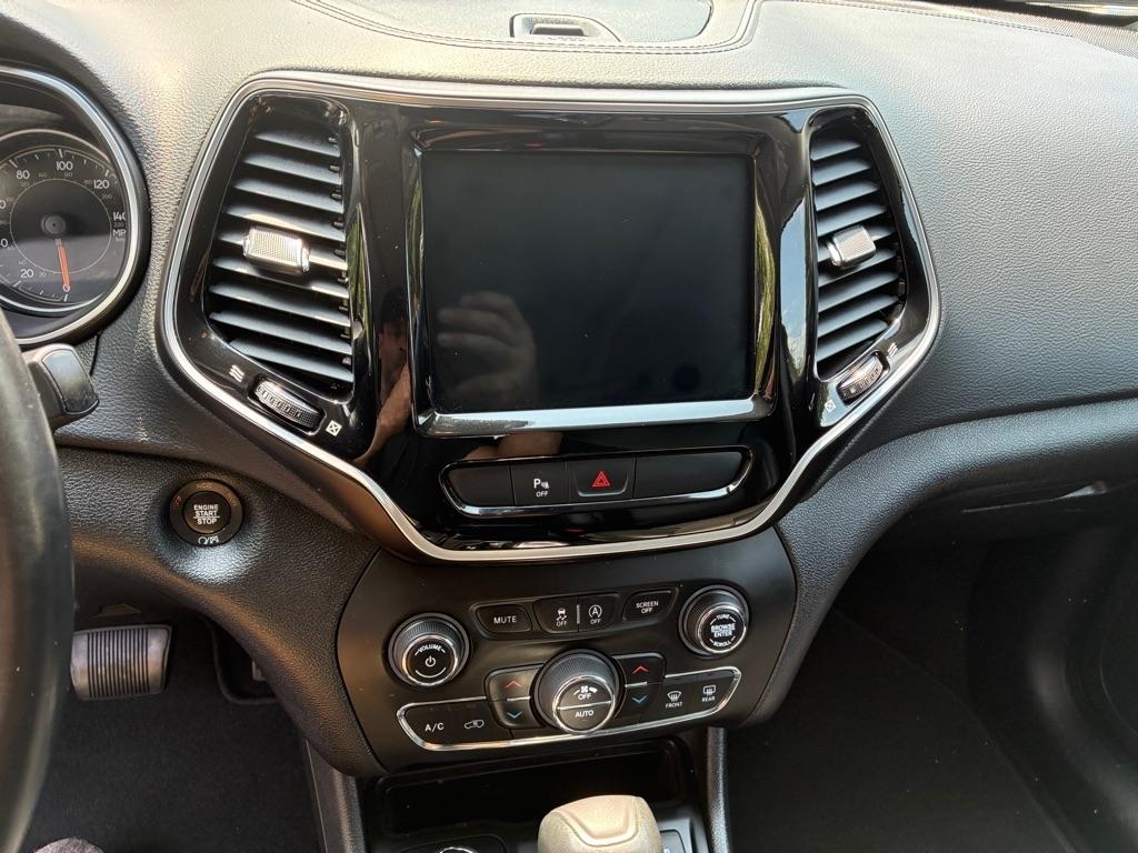 Jeep Cherokee  2020