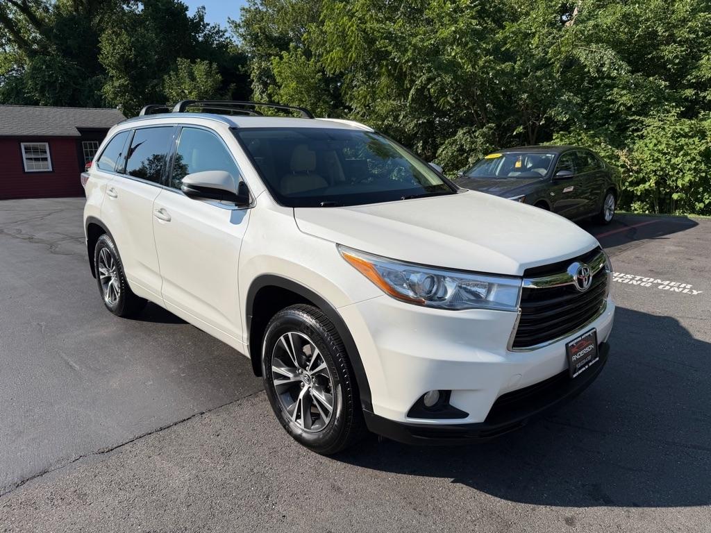 Toyota Highlander  2016