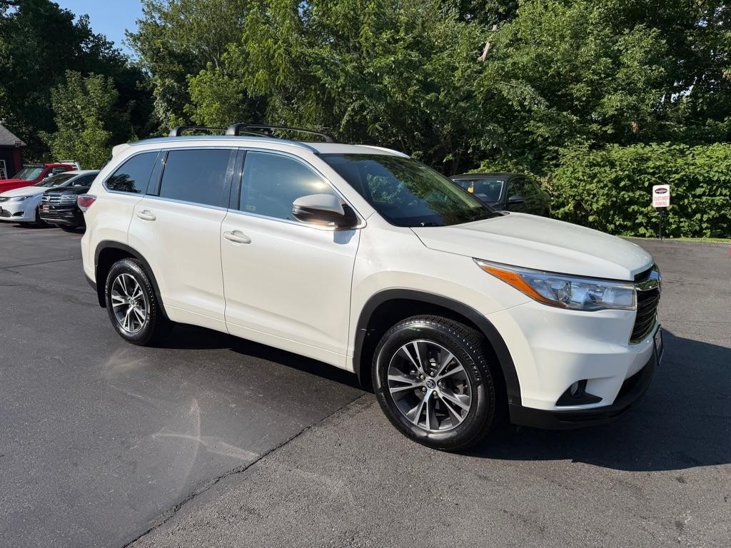 Toyota Highlander  2016