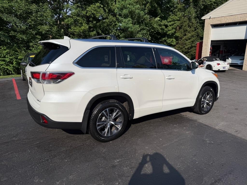 Toyota Highlander  2016