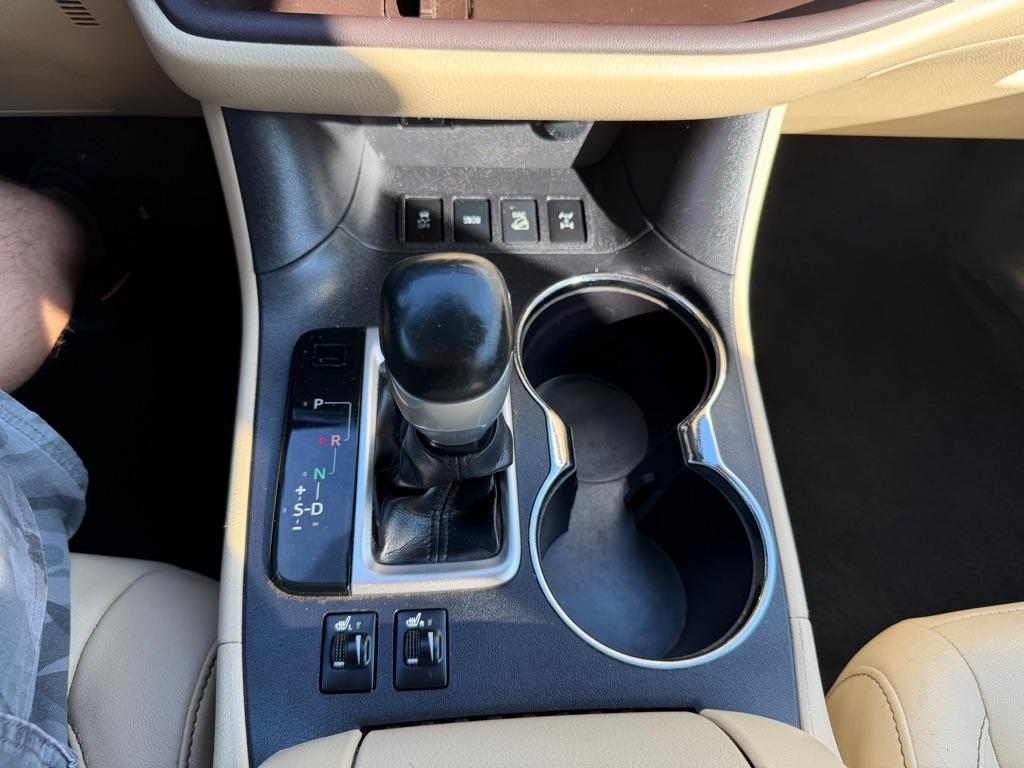 Toyota Highlander  2016