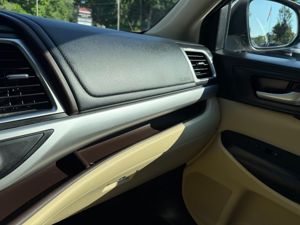Toyota Highlander  2016