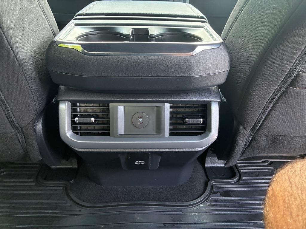 Ford F-150  2025